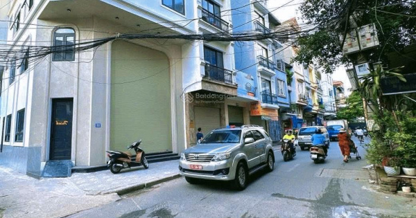 Bán nhà Lê Văn Hiến, Nguyễn Đình Tứ, Từ Liêm view trường học, gần hồ, Ô tô, 4PN 50m2, 6 tỷ