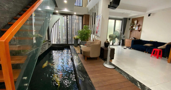 Nhà đẹp lung linh, thang máy ở Hoàng Văn Thụ, PN - DT: 7.45x14m CN: 85m2 thiện chỉ bán. Chỉ 18.8 tỷ