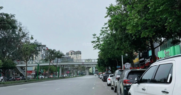 Bán nhà Tây Thăng Long, Cổ Nhuế gần Học viện Cảnh sát, Tổng Cục 2, Ô tô 2 mặt ngõ, 50m2, 6.5tỷ