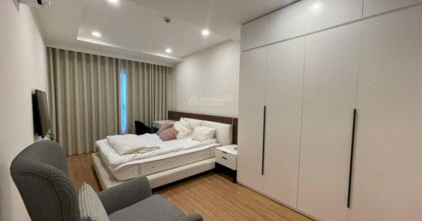 Chính chủ cần bán cắt lỗ 2PN giá rẻ tại tòa B C Intracom do đặt cọc không vào được tiền