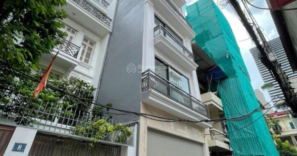 Bán nhà phố Đào Tấn, 80 m2, 5 tầng , mặt tiền 4,5m , ô tô tránh , kinh doanh , giá 31 tủ