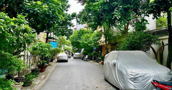 Cần Bán Nhà Mặt Ngõ Phố Đào Tấn, Quận Ba Đình. DT Sổ 120m2 x 6T, MT 6m. Đường ÔTô tránh, Nhà Gần MP