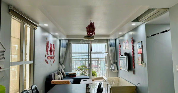 Cho thuê gấp căn hộ 2PN, 2WC, 86m2 nhà đẹp, 15 triệu tại Lucky Palace, Q6, HCM.LH: 0932 056 ***