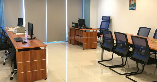 CHÍNH CHỦ BÁN CĂN HỘ SKY CENTER, 50M, 1 PHÒNG NGỦ, VIEW ĐẸP, GIÁ: 3,35 TỶ TUẤN 0901 499 *** HÌNH THẬT