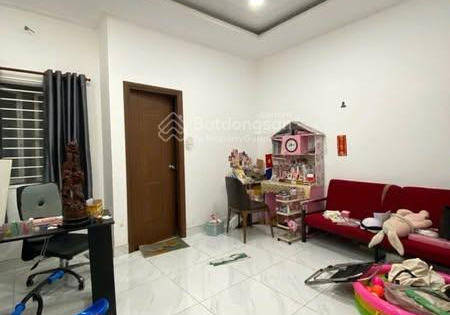 NHÀ HẺM NHỰA 8M XE HƠI LÊ THÚC HOẠCH CÁCH MT CHỈ 20M NHÀ 3 LẦU ST 4x16M GIÁ 7.2TỶ LH 0936 999 ***