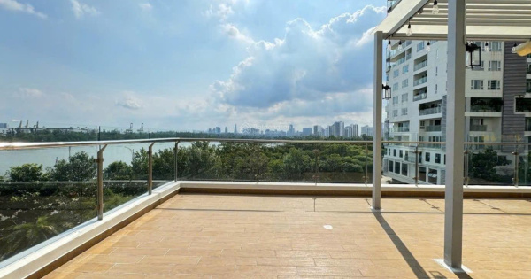 Siêu phẩm hiếm 4PN sân vườn, view sông Đông Nam cực kì mát mẻ đầy đủ nội thất tại Đảo Kim Cương