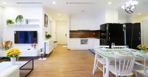 Hot (cần bán) CHCC Osaka Complex 48 Ngọc Hồi. DT: 71m2. 2PN + 2WC. Giá: 4, 2tỷ. LH: 0973 993 ***