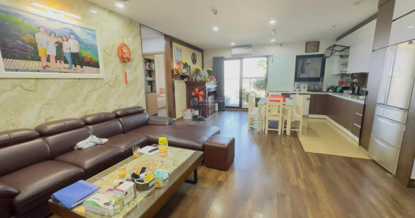 (Giá thật) Tôi bán căn hộ 3PN DT 110m2 giá 5,4tỷ - tại chung cư Viễn Đông Star - tầng trung căn góc