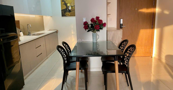 18 triệu - 2 Phòng Ngủ - Masteri Millennium - Full nội thất. xem nhà 0939 609 ***