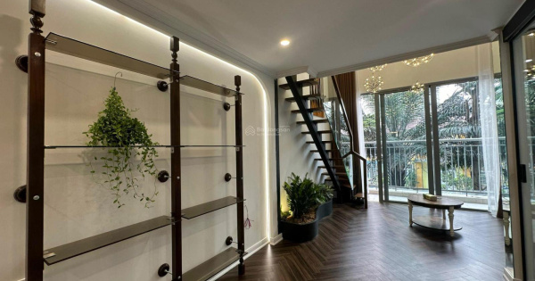 Chính chủ gửi bán căn dịch vụ thương mại CC Phương Đông