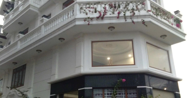 Nhà góc 703/16 Lê Trọng Tấn gần Aeonmall sát trường học tiện kinh doanh DT: 5*12m 2 lầu 7.5tỷ