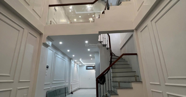 Mình cần cho thuê nhà 6 tầng Mới xây,Thang Máy tại Lê Trọng Tấn-Thanh Xuân-HN