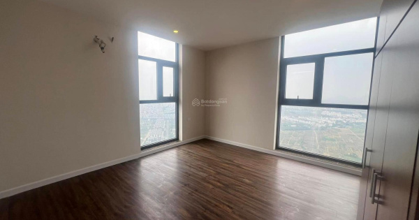 Chính chủ cần bán gấp CC X2 Mỹ Đình 58,5m2 2N1VS Giá 4,050 tỷ Sổ đỏ CC,Nội thất full LH: 0782 288 ***