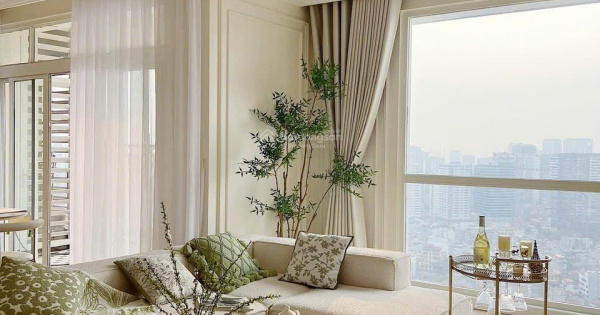 Bán căn hộ CCCC The Park Home số 1 Thành Thái, cạnh công viên Cầu Giấy 120m2 giá 9 tỷ