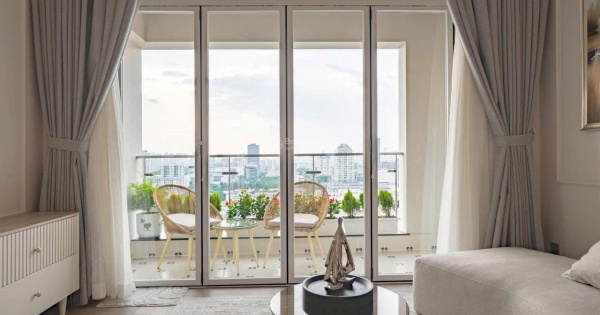 Bán Riverside 146m2 nhà đẹp cao cấp 3pn 2wc view sông và city, giá 17.1 tỷ có sổ