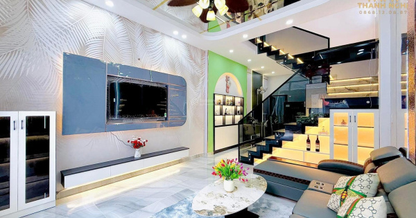 Oto đỗ cửa, siêu phẩm nhà phố Tư Đình, Long Biên 45m2 x 5 tầng, giá 7tỷ2 Có TL