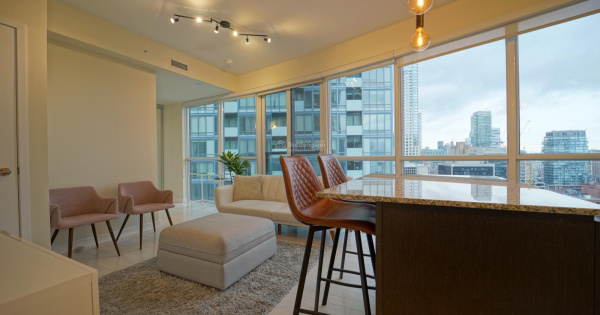 Giá rẻ! Bán căn hộ 100m2 tòa Eco Green Nguyễn Xiển. LH: 0967 401 *** Nam