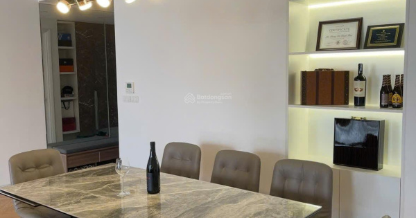 (GIÁ ĐẸP)Bán CH VINHOMES D'CAPITALE 102m2 3PN-2WC sổ đỏ TN-ĐN nội thất sang trọng. Giá 12 tỷ