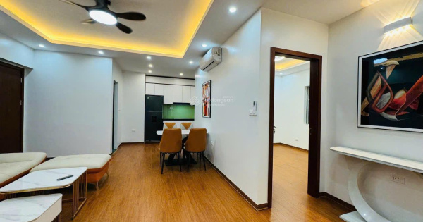 Bán gấp căn hộ 3pn - 108m2 C4 Nguyễn Cơ Thạch, Mỹ Đình 1, 5,6 tỷ full đồ view mát cos slot xe