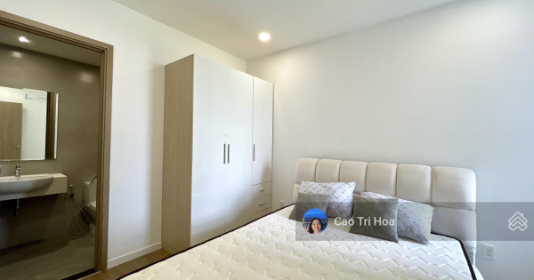 Cho thuê 2PN, 2wc, 73m2. Giá 8tr/tháng. Có giường nệm đẹp, bếp, máy hút, sofa