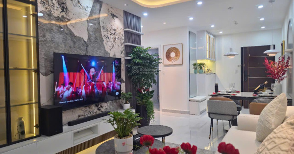 Hot! Bán gấp căn góc Sky Garden 3, rẻ hơn thị trường 300 triệu, full nội thất mới 100%