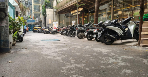 Đặng Văn Ngữ - ba bước ra Hồ Đắc Di - ngõ ô tô tránh - 2 thoáng - DT 106m2 - giá 35.5 tỷ