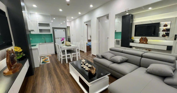 Tôi bán căn hộ 95m2 chung cư mặt phố Trung Kính - Đủ nội thất - Hướng mát - Liên hệ 0889 946 ***