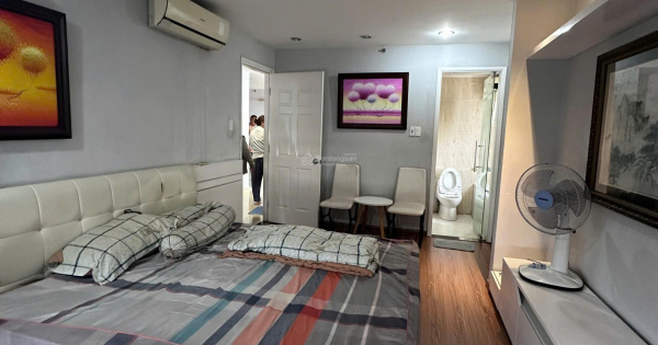 Cần bán chung cư 8X Plus, 2 phòng ngủ sổ hồng đầy đủ tặng nội thất. Liên hệ: 0812 608 ***