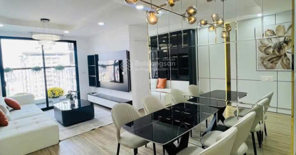 Chính chủ cần bán căn hộ chung cư N03T1 Ngoại Giao Đoàn - DT 100m2 ( 3PN) giá nhỉnh 8 tỷ- Tầng cao