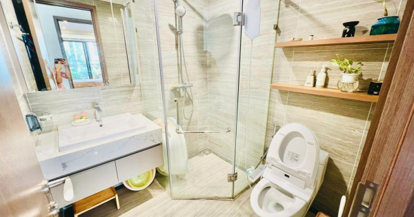 Giá thật, bán gấp: Chính chủ bán căn 60m2 tòa B Masteri West Heights hướng mát tầng đẹp giá siêu rẻ