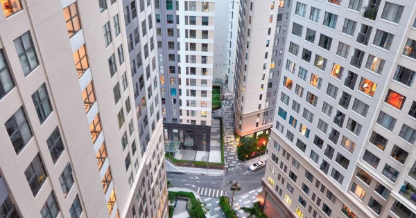 Rẻ hơn thị trường ! Cần bán gấp CH Saigon Royal - 2PN, view hồ bơi, tầng cao chỉ 5tỷ6 LH 0931 337 ***