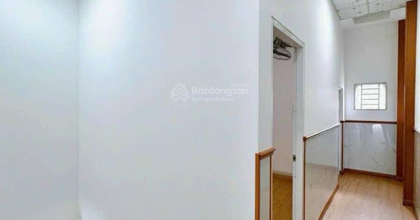 Bán nhà riêng 51m2, giá 2 TỶ 550TR, tại Đường Sư Vạn Hạnh, Phường 12, Quận 10, Hồ Chí Minh