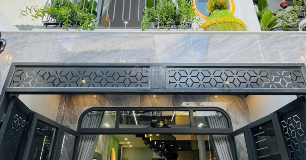 Bán nhà Bình Thạnh 52m2 giá 2 tỷ 290 triệu đường Nguyễn Văn Đậu, P5. Hẻm xe hơi 5m