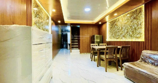 Nhà mới phố tây - Bùi Viện - 3.4x8 (25m2), 2tầng - nhỉnh 3tỷ