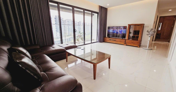 Bán căn 3PN góc tầng cao khu Diamond Alnata Plus - giá 8ty750 full nội thất (cam kết giá thật)