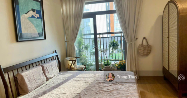 Chính chủ bán căn hộ Starlake toà 902, full nội thất, bao phí, co lot xe 0868 678 ***