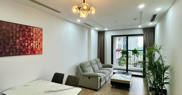 Cần bán căn hộ 3PN có lot xe bao ra sổ tại R1-chung cư Florence Trần Hữu Dực Mỹ Đình. LH 0868 678 ***