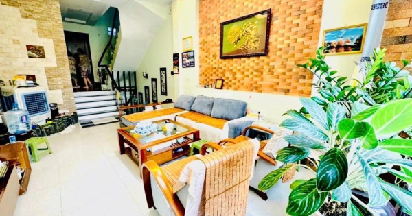 NHÀ XUÂN ĐỈNH - CÓ HẦM - Ô TÔ - 2 THOÁNG - 73M - 18 TỶ(1TL1520223)