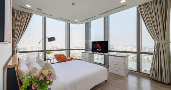 Cho thuê căn hộ 2PN, 90m2 giá siêu hời tại Vinhomes Central Park, Bình Thạnh