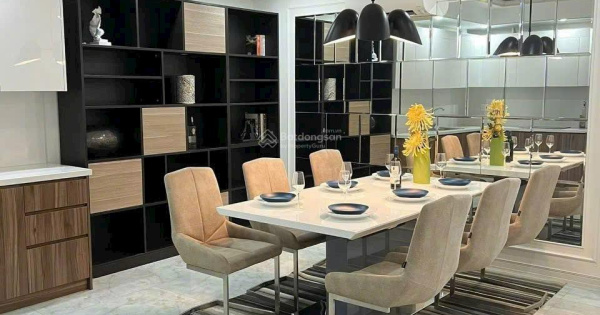 Cho thuê CC 3PN, 2WC, 100m2 tại Bảy Hiền Tower, 11 triệu, nhà đẹp, view thoáng. Lh: 0933 813 ***.