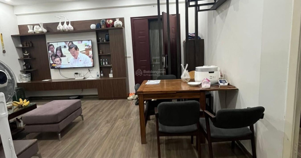 Cần bán gấp! Căn chung cư 187 Nguyễn Lương Bằng 99m2, 3PN full nội thất, ở sướng