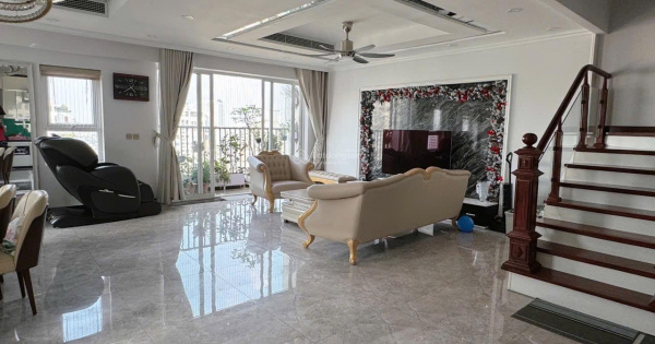 Duplex đẹp nhất Thanh Xuân Complex, 172m2, 4PN, 3WC, nội thất xịn, căn góc rất thoáng, tầng đẹp