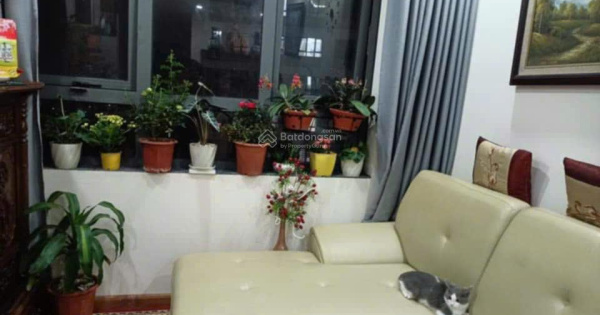 Bán căn hộ chung cư Nhà ở cho CBCS Bộ Công an, Phạm Văn Đồng, 5 tỷ, 70m2, 2PN, 2WC, hot