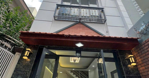 8,9 tỷ - Nhà mới tinh- 4 tầng đúc BTCT- hẻm 3,5m, 175/30 Nguyễn Biểu P2 Q5