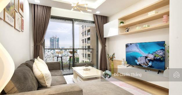 Cần tiền chửa bệnh bán CC The Gold View, giá cực chất 1,9 tỷ, 80m2, 2PN, 1WC tại Bến Vân Đồn, Q4