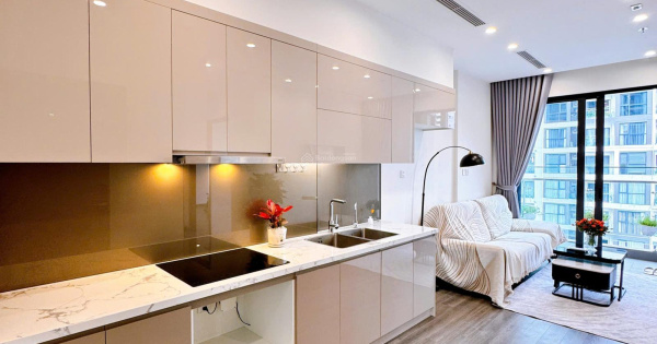 Siêu hot: Chính chủ bán 2PN - 2VS - 60m2, 4 tỷ 230 khu cao cấp Vinhomes Smart City, giá cực rẻ