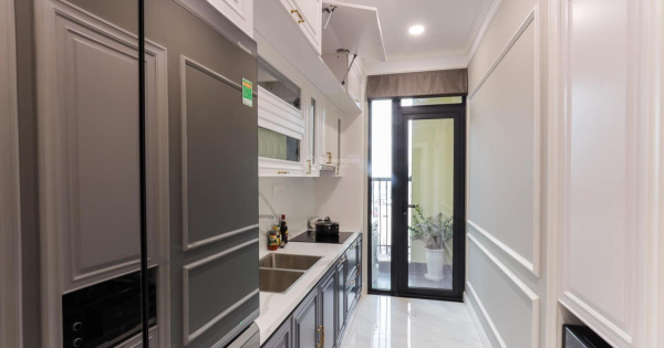 Bán chung cư thương mại A10- Nguyễn Chánh, 100m2, 3pn, góc- 8.5 tỷ- 0975 118 ***