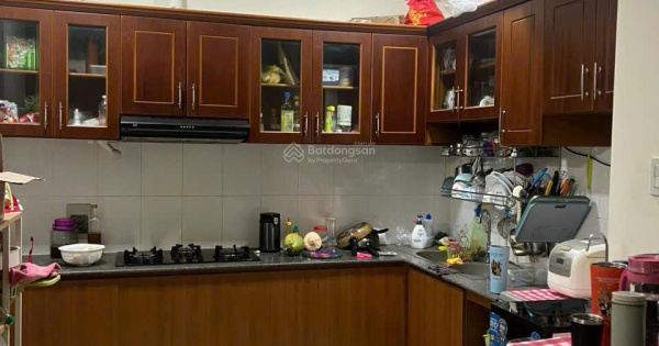 Bán căn hộ Sao Mai, Lương Nhữ Học Q. 5 DT 90m2, 2PN, 2WC, LH: 0918 292 ***