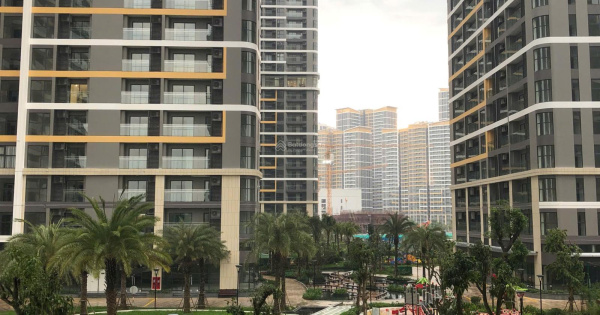 Bán gấp căn 1PN + The Beverly giá cực tốt! View hồ bơi, nội khu tuyệt đẹp, thiết kế layout đặc biệt