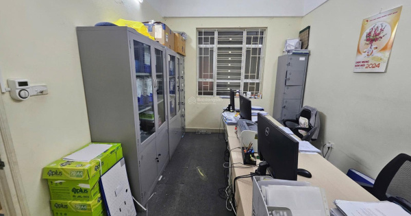 Căn chung cư 7A view hồ cực đẹp - căn góc - xem là mê dt 80m2, giá nhỉnh 5 tỷ dọn ở luôn